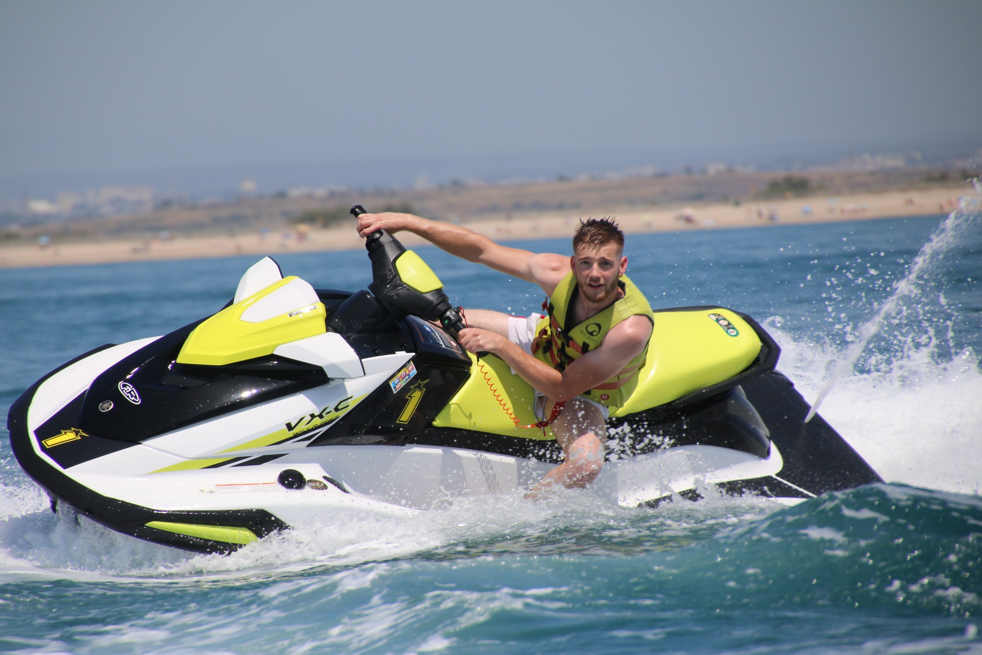 Location de Jet Ski Près de Carnon Découvrez l'Aventure Nautique avec